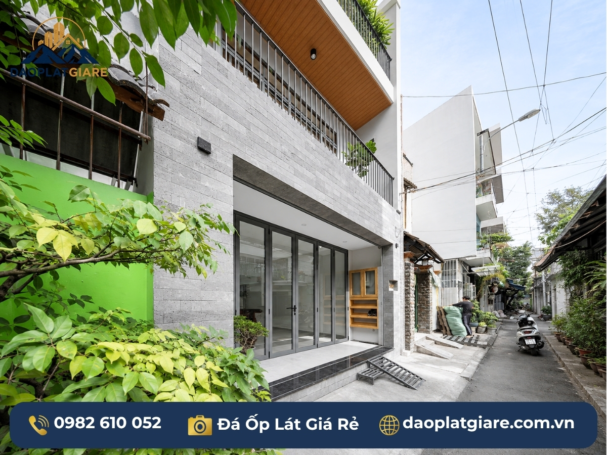 mẫu đá ốp mặt tiền nhà vườn đá chẻ tự nhiên