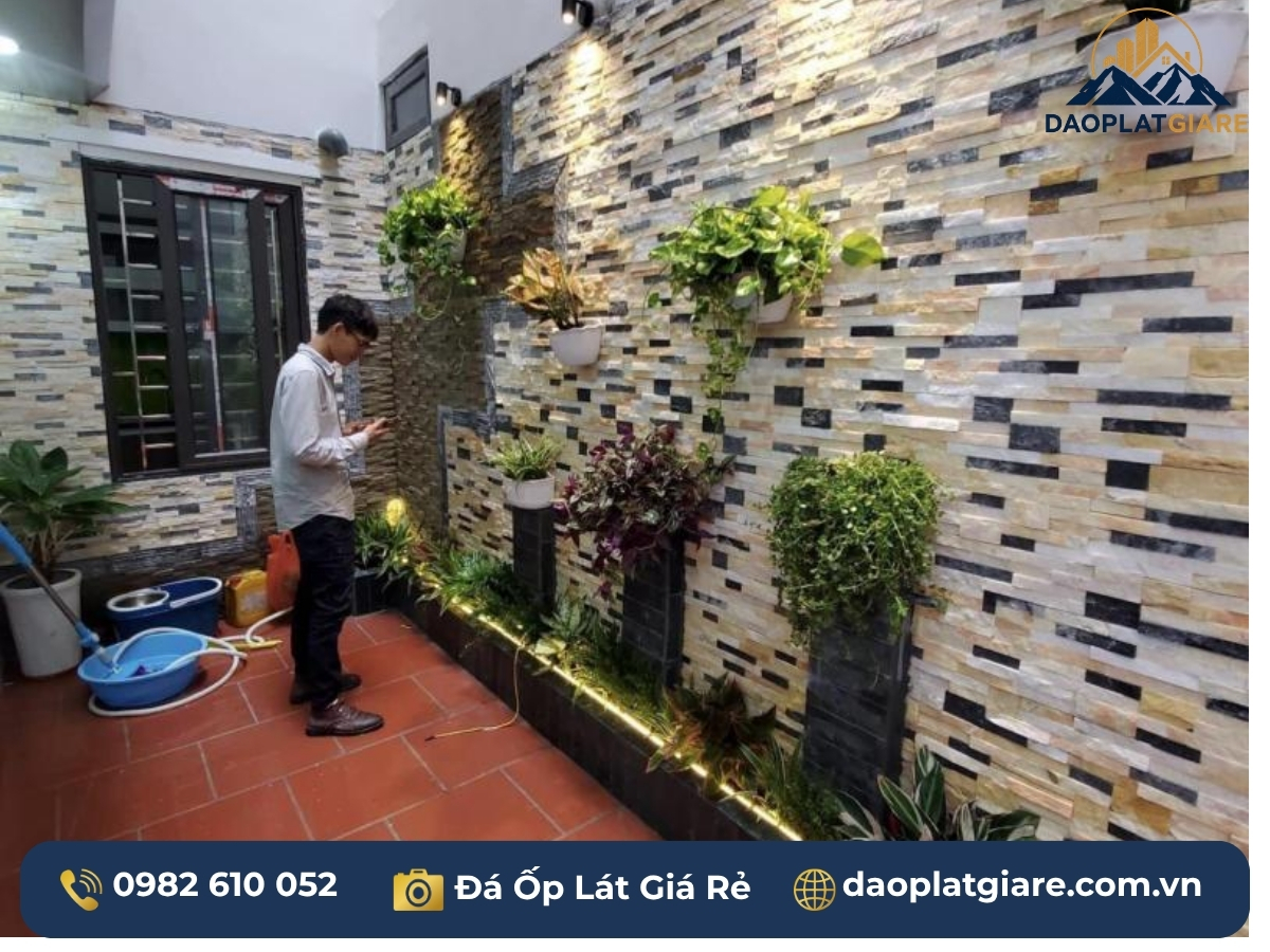 mẫu đá ốp mặt tiền đá chẻ xanh rêu hồ cá sân vườn nhiệt đới