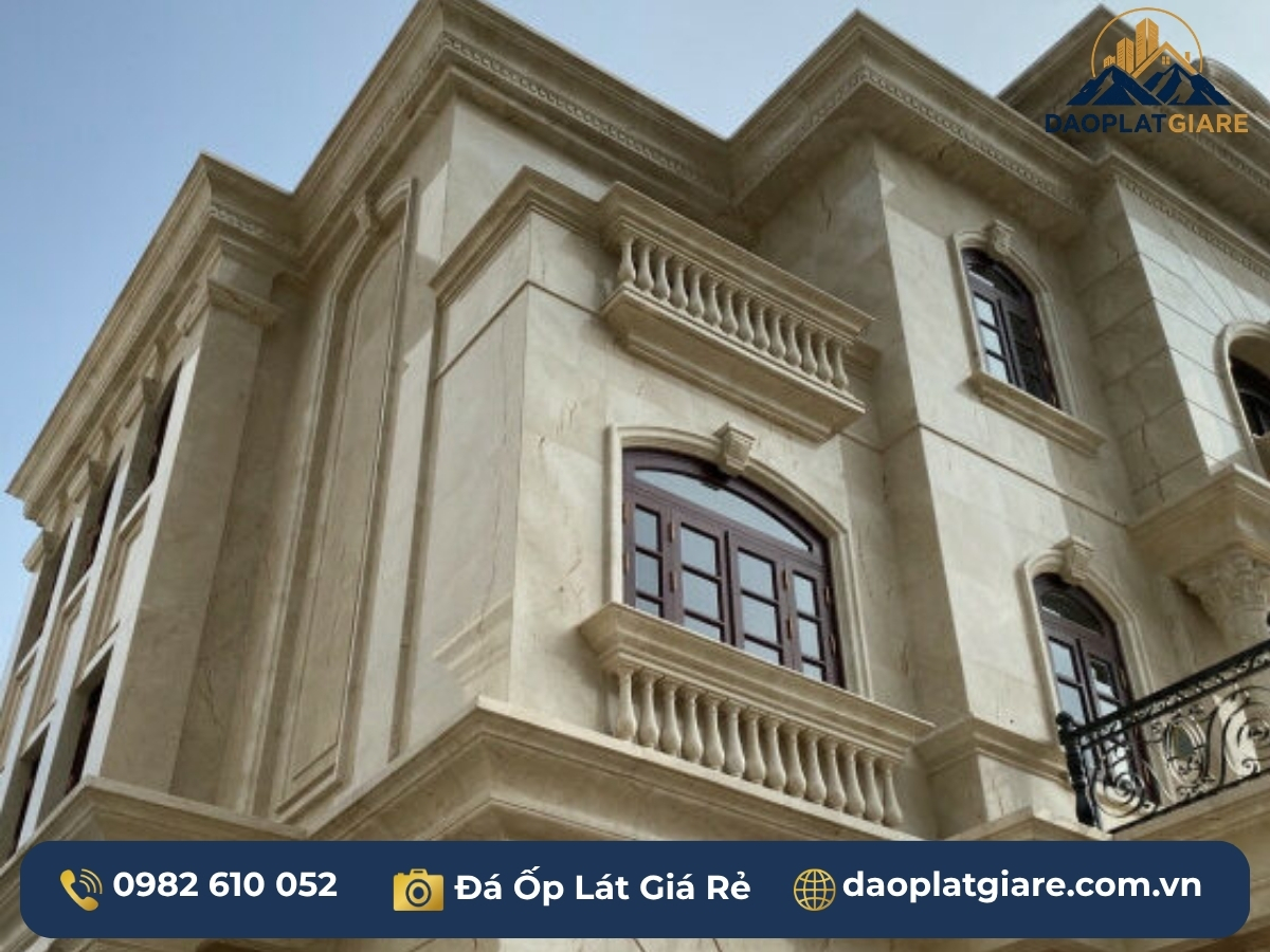 mẫu đá ốp mặt tiền travertine kem vàng biệt thự Địa Trung Hải